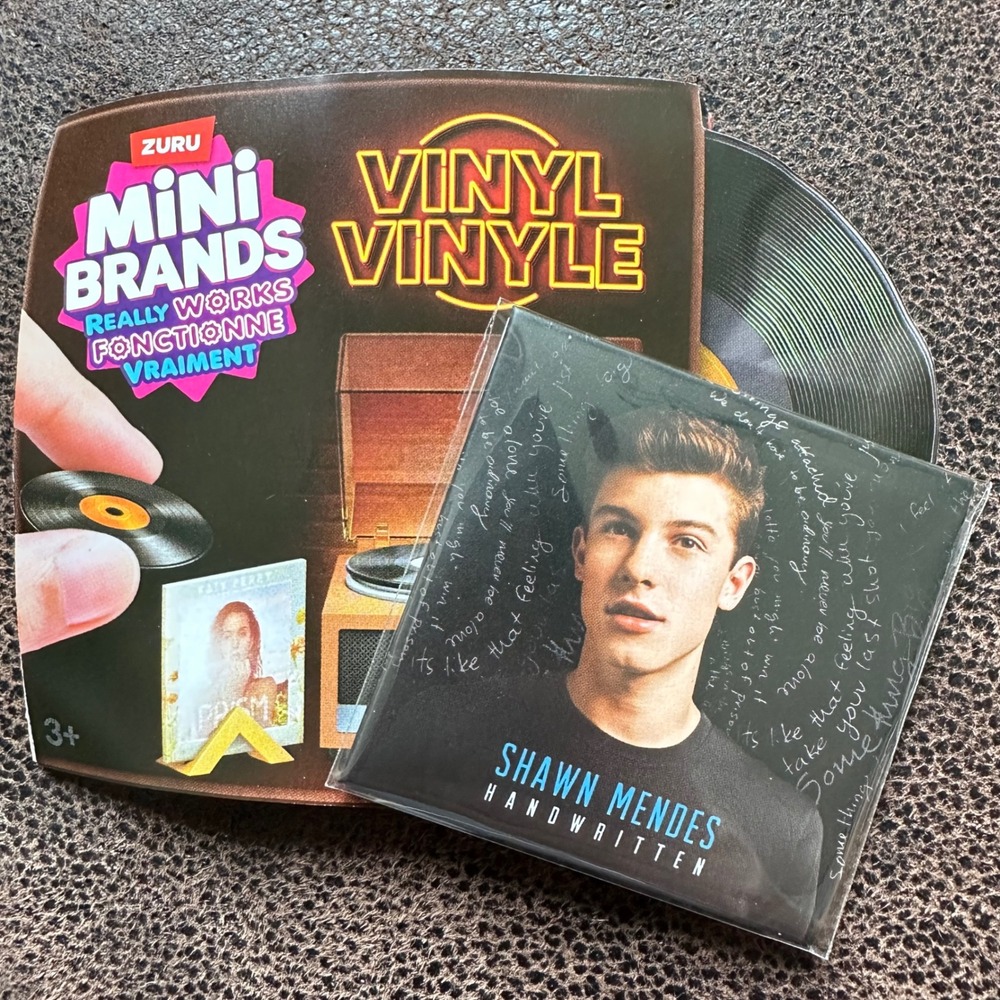 Zuru Mini Brands Vinyl Really Works Shawn Mendes " A little too much" NEW